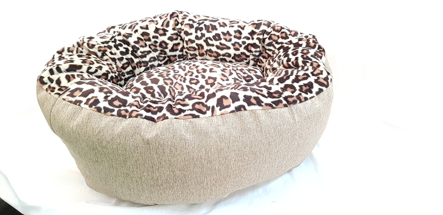 Round donut Cat/dog bed